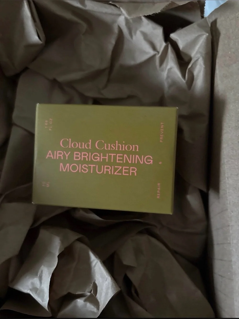 EADEM Cloud Cushion Dewy Plumping Moisturizer